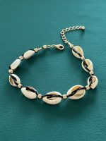 پابند زنانه صدف (طرح کوری) | با مهره‌های طلایی - تصویر 5