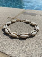 پابند زنانه صدف (طرح کوری) | با مهره‌های طلایی - تصویر 3