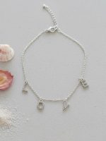 پابند زنانه نگین‌دار | مدل طرح LOVE آویزدار (نقره‌ای) - تصویر 5