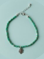 پابند زنانه مهره‌ای سبز | مدل آویزدار طرح برگ انجیری (Monstera)