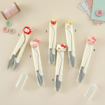 قیچی فنری عروسکی غلاف دار (۱۱ سانت) | قیچی جیبی و ایمن طرح‌دار