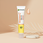 ضد آفتاب ویتامین سی گارنیر رنگی (۴۰ میل) | فلوئید روشن‌کننده SPF50+ مدل Glow - تصویر 3